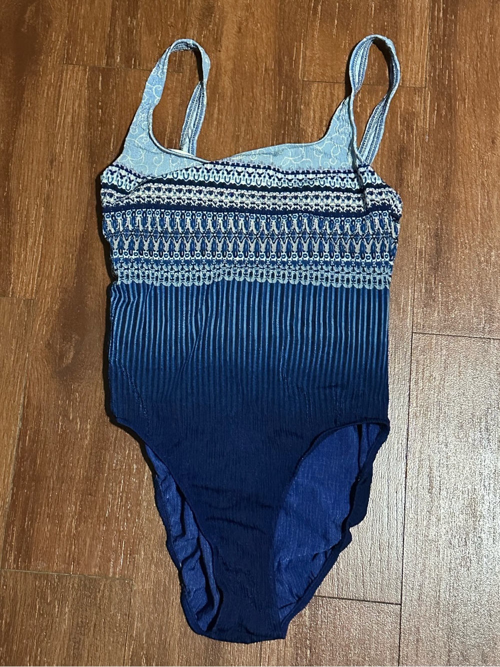 Jantzen Women’s Ribbed Blue Patterned One Piece Swimsuit